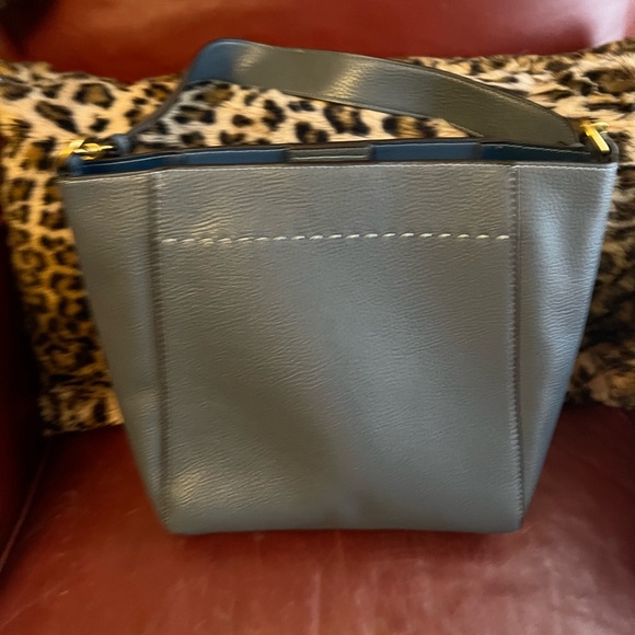 Tory Burch McGraw Purse - Picture 2 of 6